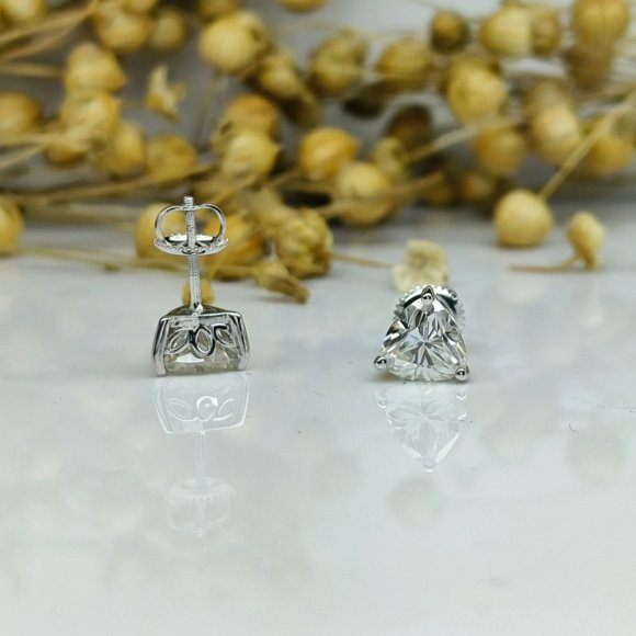 2 Ct Trillion Cut  VVS1 Clear White Moissanite Stud Earring - Picture 1 of 6